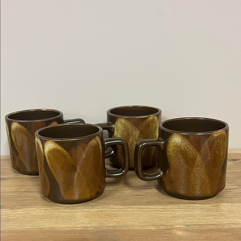 Vintage MCM Ceramic Mugs - set of 4 - Picture 2 of 4